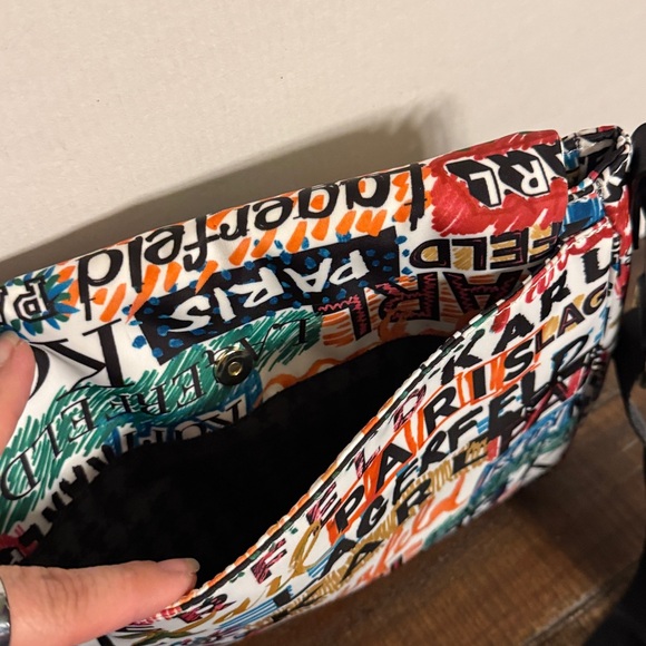 Karl Lagerfeld Signature Logo Graffiti Crossbody /  Messenger Bag - Picture 3 of 6